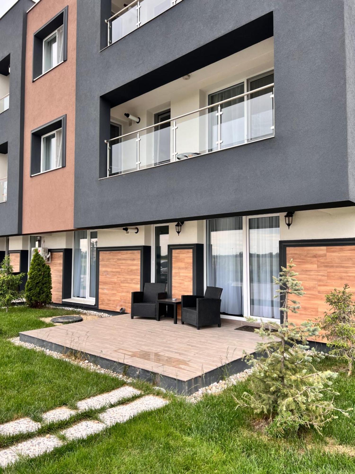 Sun Apartments Otopeni Kültér fotó