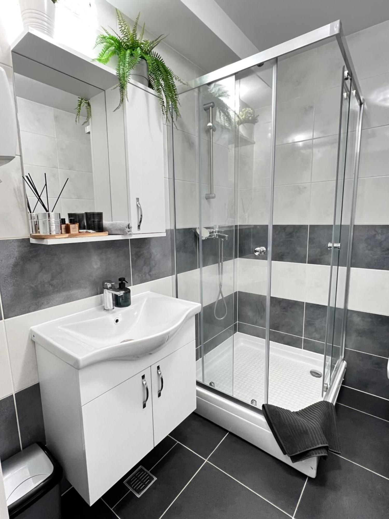 Sun Apartments Otopeni Kültér fotó